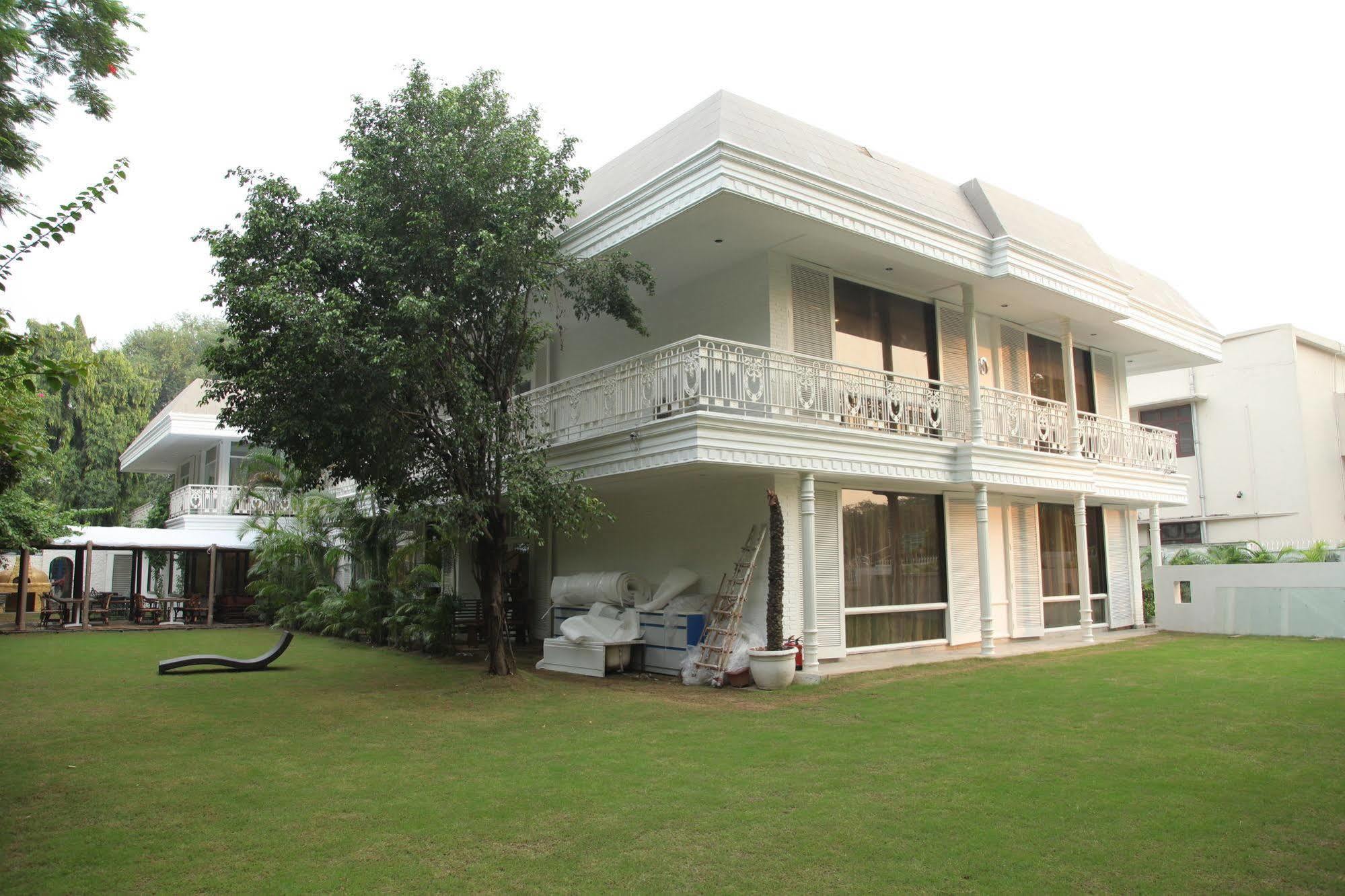 Diplomat, Chanakyapuri New Delhi- A Boutique Hotel New Delhi